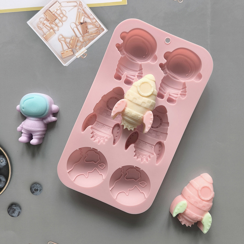 6-hole Cartoon Astronaut Rocke - مراجعة Candle Making Business وسعره