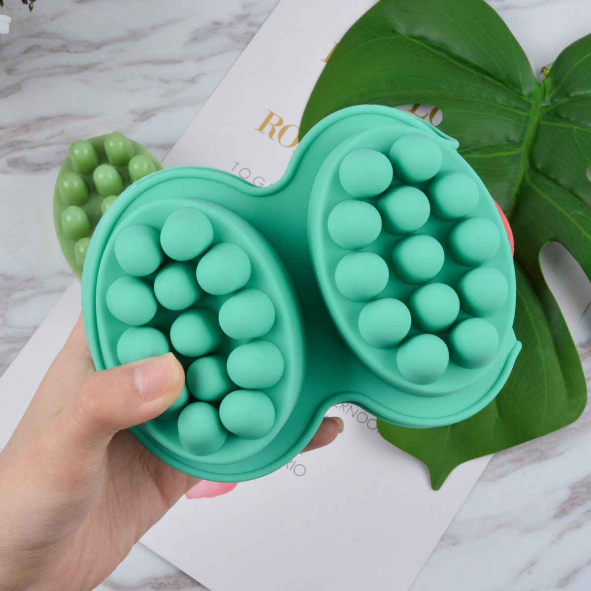 4 Hole Oval Massage Soap Silic - مراجعة Candle Making Business وسعره